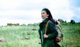 玲花和大家一起吃瓜,玲花与好友共享瓜趣时光