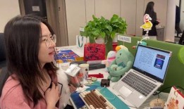 同事强行吃瓜,办公室风云再起